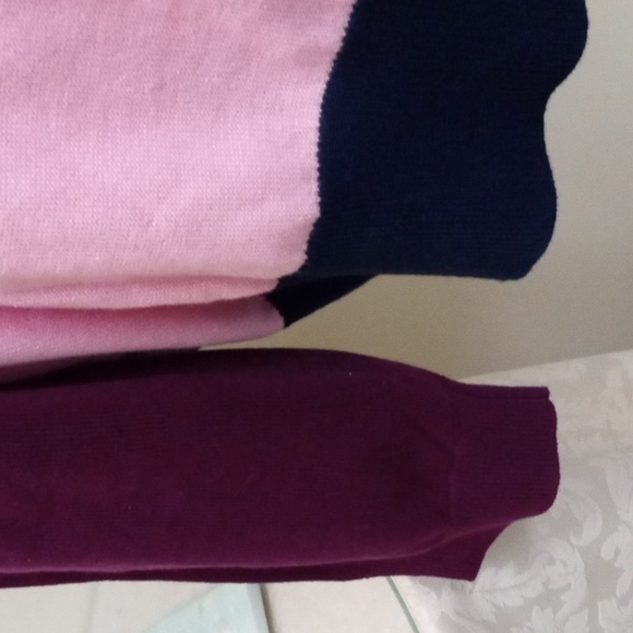 XXL color blocked sweater with 1 blue arm and 1 maroon with color fusion!!! EUC - Picture 5 of 8